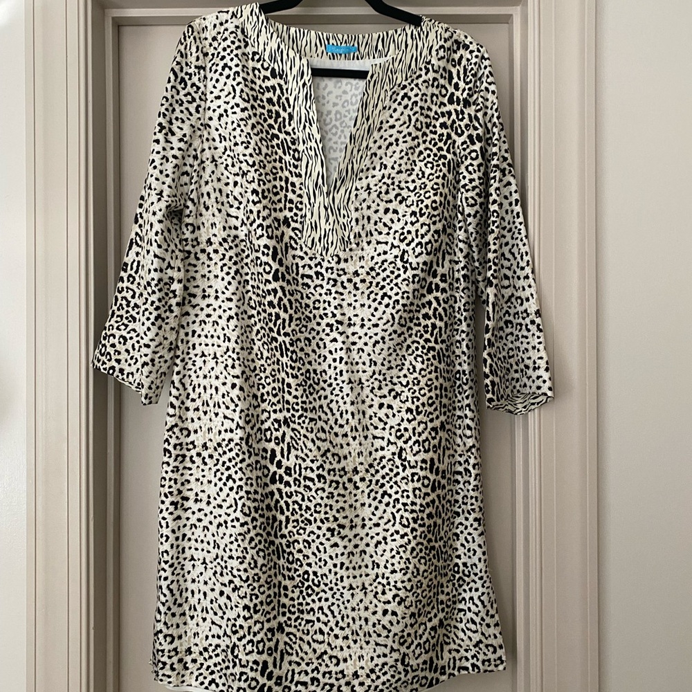 J. McLaughlin Medium 100% Silk Animal Print Sleeve Dress